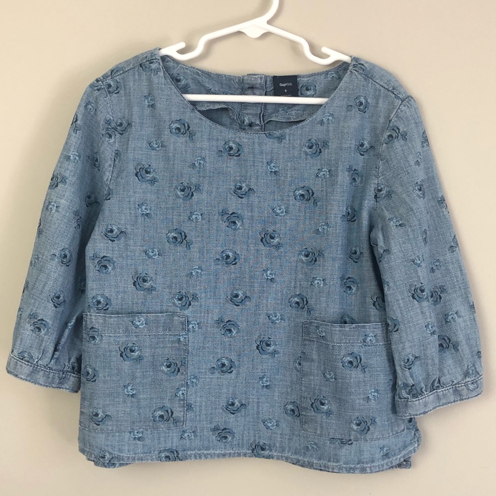 Gap Kids Chambray blue flower top - Size S